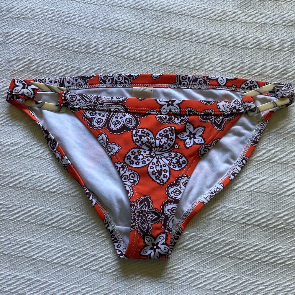 Bikini Bottom Medium